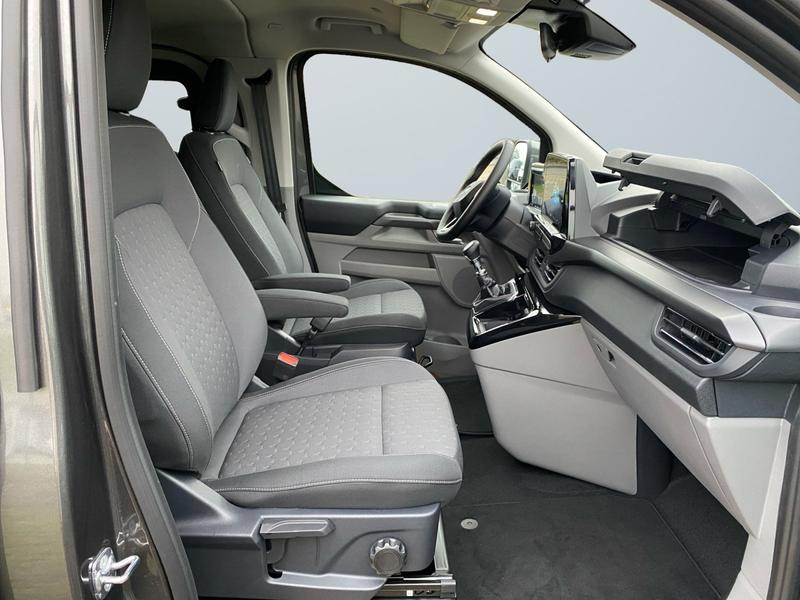 Ford Tourneo Custom · Titanium L1 FWD · Bild 10