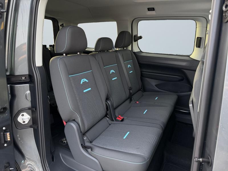 Ford Grand Tourneo · Active · Bild 11