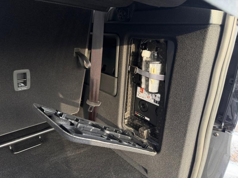 Ford Grand Tourneo · Active · Bild 21