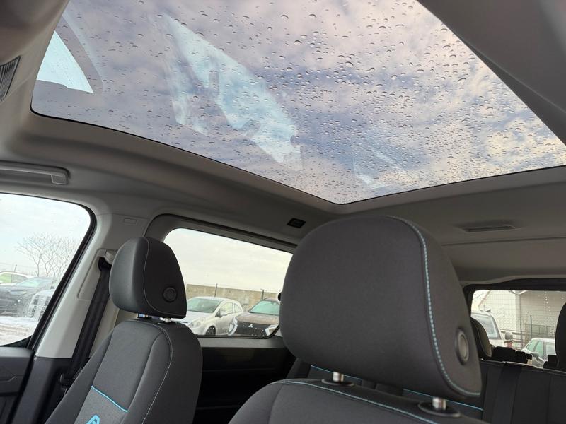 Ford Grand Tourneo · Active · Bild 23