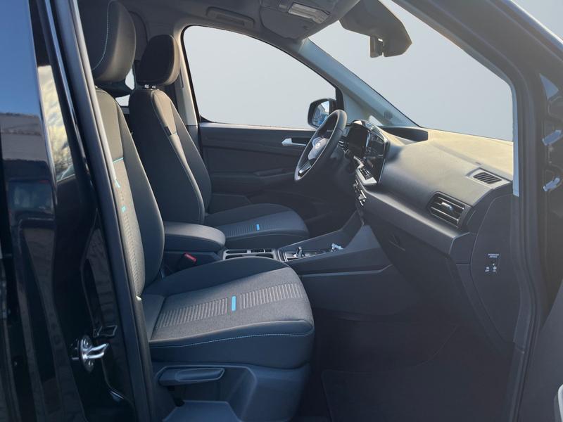 Ford Grand Tourneo · Active · Bild 10