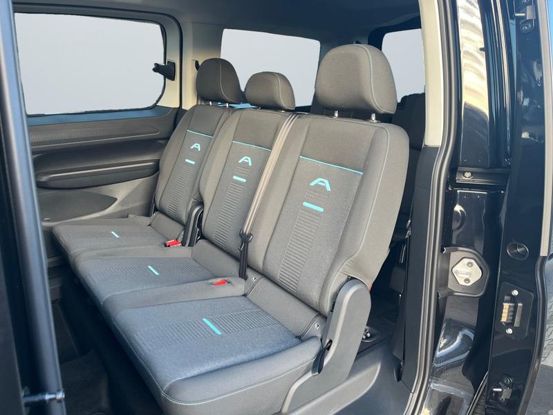 Ford Grand Tourneo · Active · Bild 11