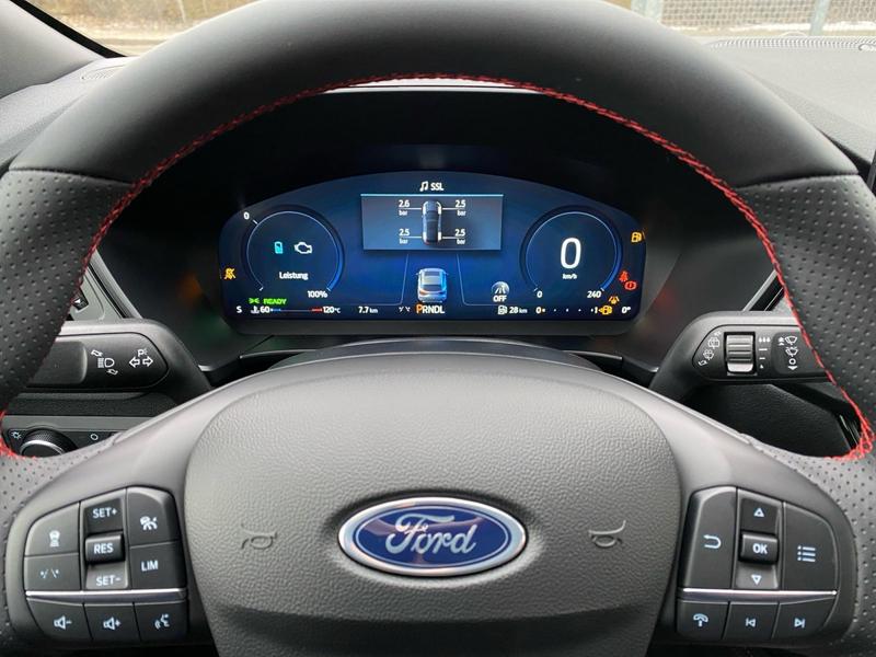 Ford Kuga · ST-Line X · Bild 12