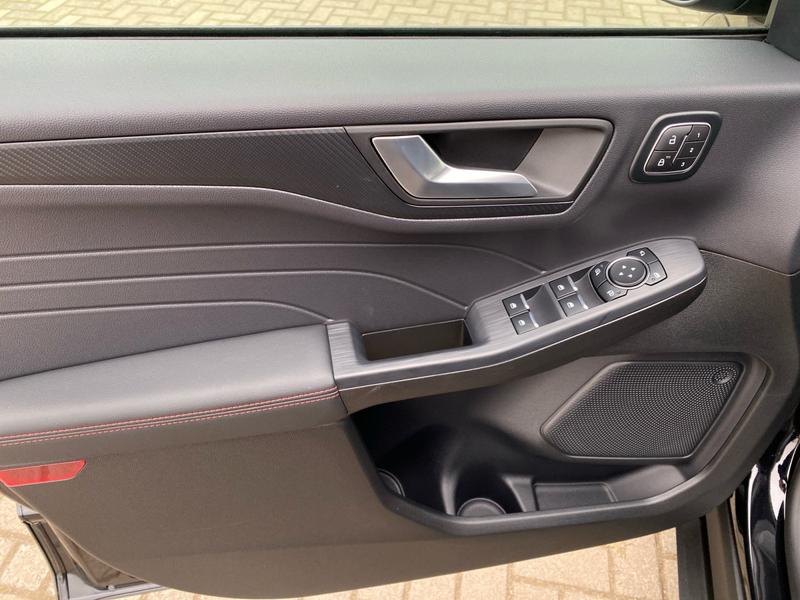 Ford Kuga · ST-Line X · Bild 17