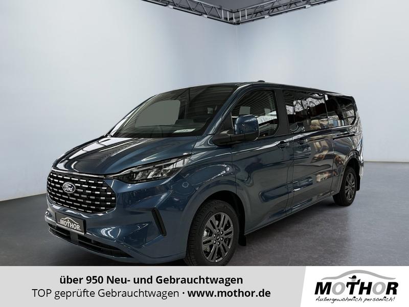 Ford Tourneo Custom · Titanium