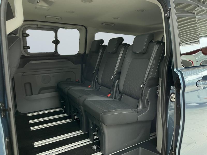 Ford Tourneo Custom · Titanium · Bild 11