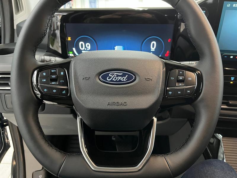 Ford Tourneo Custom · Titanium · Bild 20