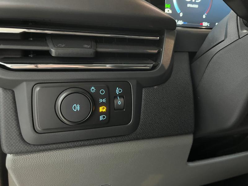 Ford Tourneo Custom · Titanium · Bild 19