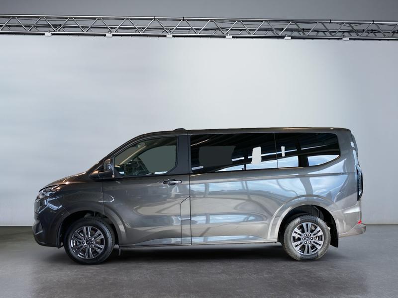 Ford Tourneo Custom · Titanium