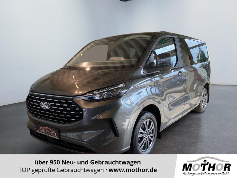 Ford Tourneo Custom · Titanium