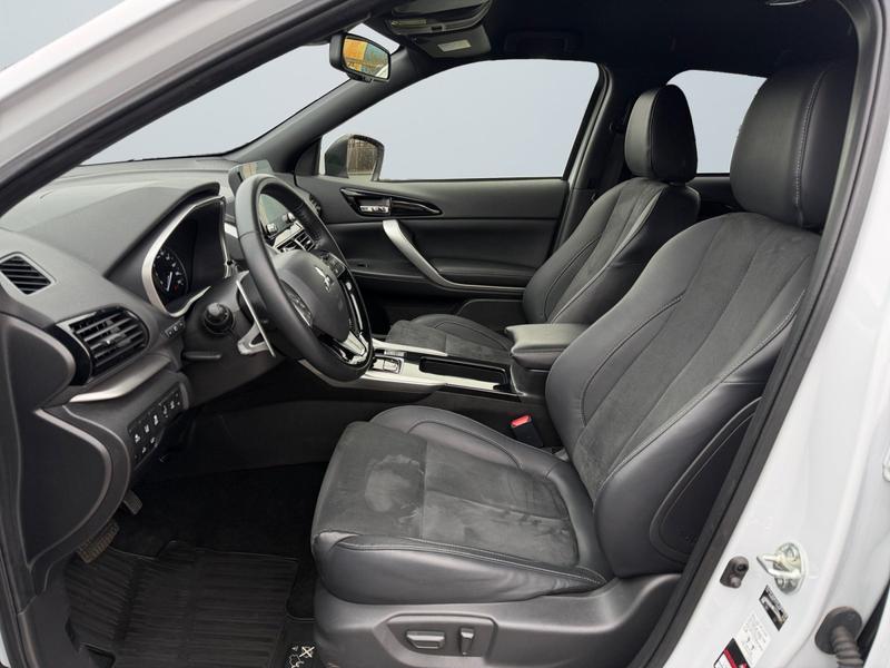 Mitsubishi Eclipse Cross · Intro Edition