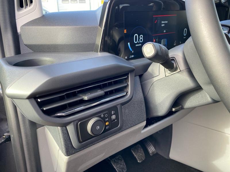 Ford Tourneo Custom · Titanium · Bild 15