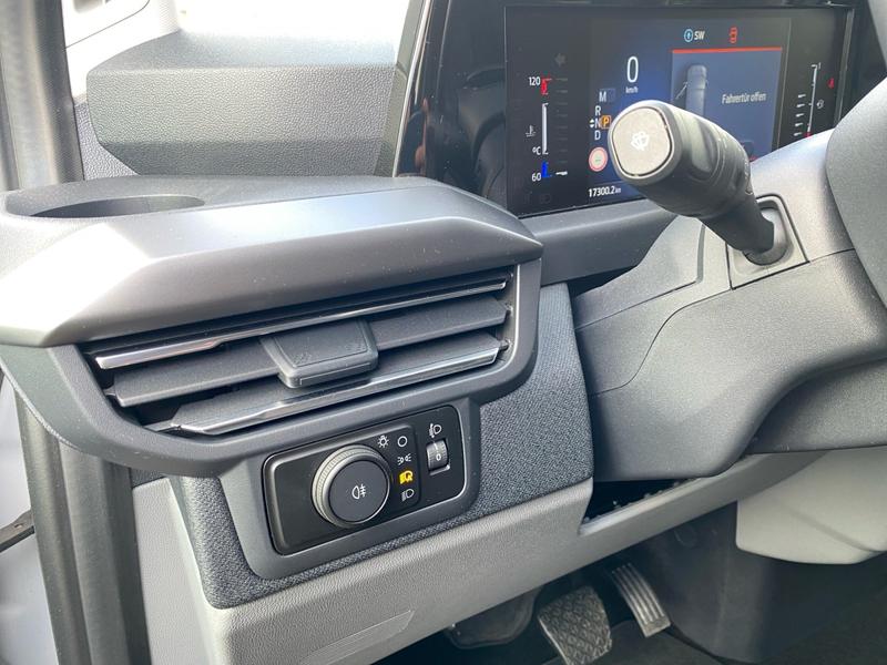 Ford Tourneo Custom · Titanium 320 L1 · Bild 19