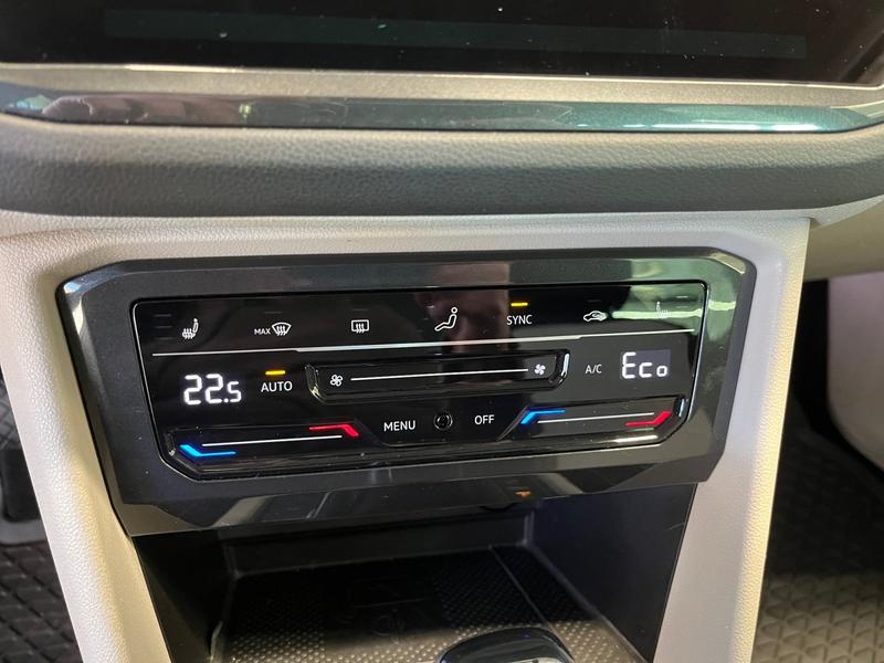 VW Tiguan · Elegance · Bild 17