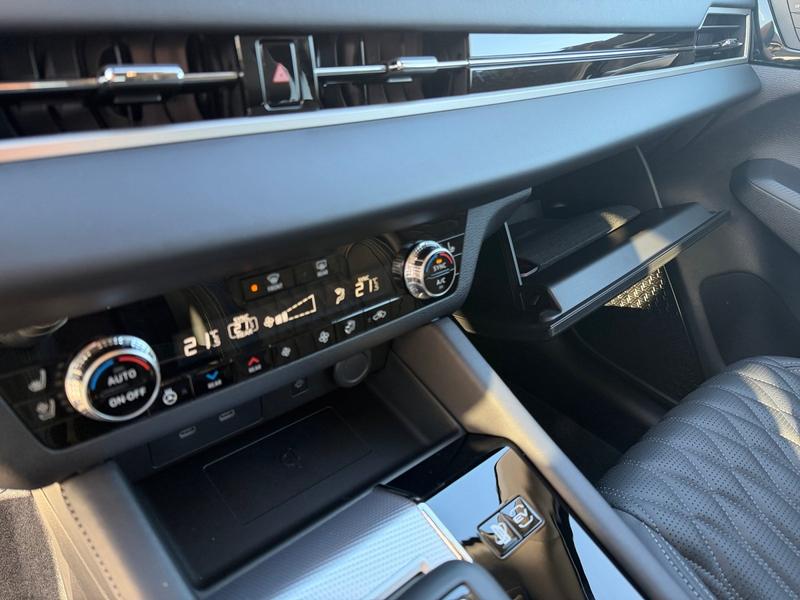 Mitsubishi Outlander · S-AWC Top · Bild 19