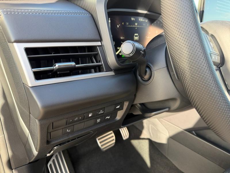 Mitsubishi Outlander · S-AWC Top · Bild 17