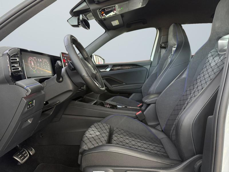 VW Tiguan · R-Line