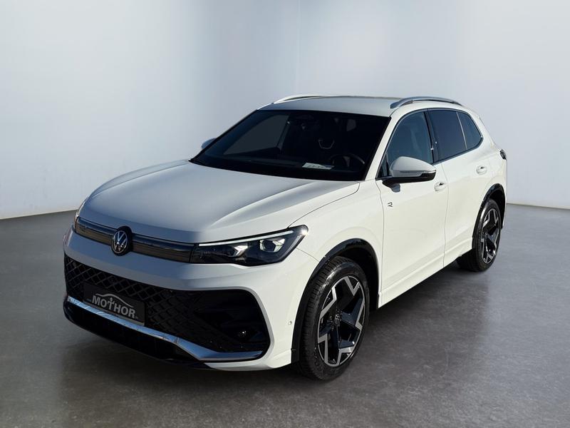 VW Tiguan · R-Line