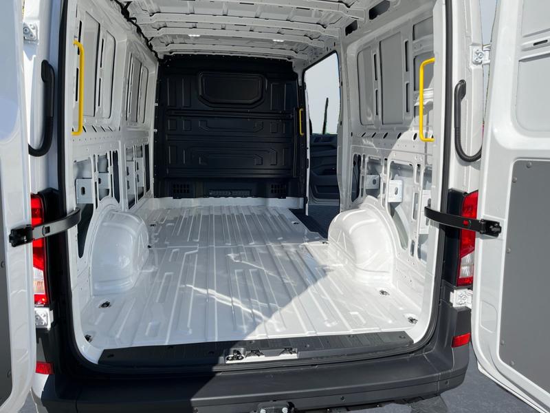 VW Crafter · 35 Kasten mittellang · Bild 14