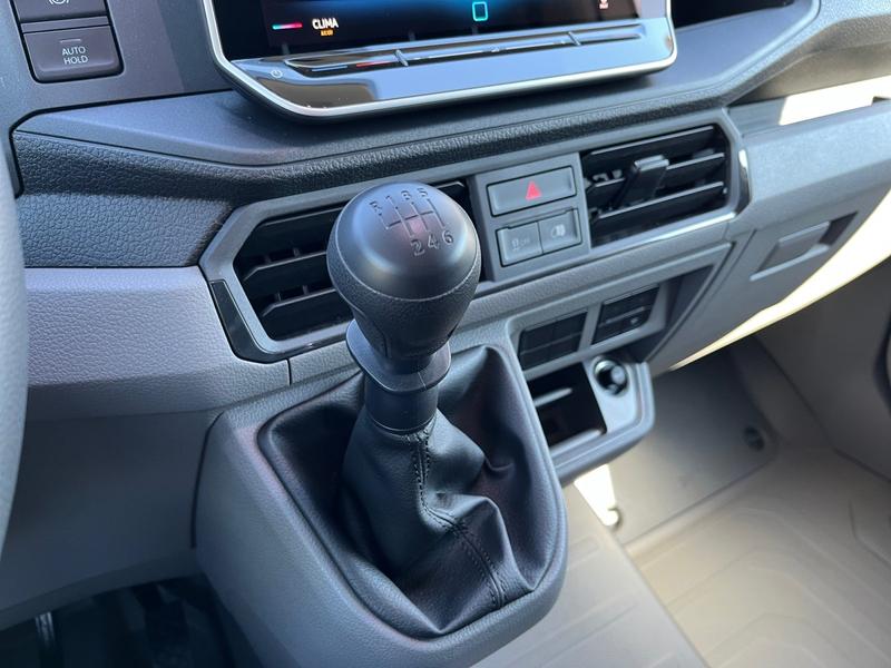 VW Crafter · 35 Kasten mittellang · Bild 9