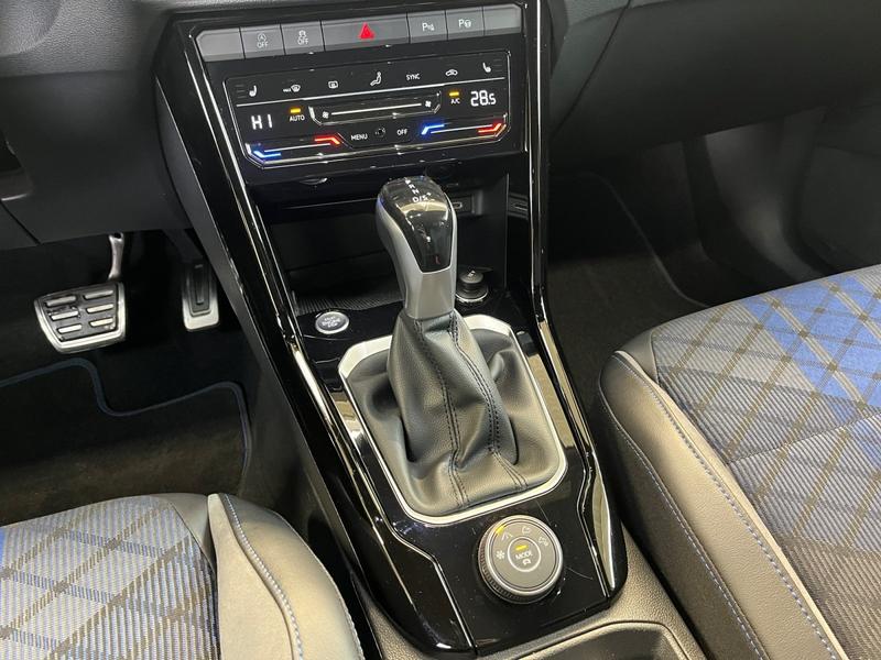 VW T-Roc · R · Bild 8