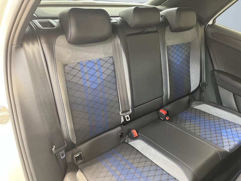 VW T-Roc · R · Bild 10