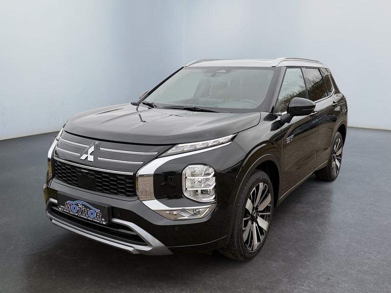 Mitsubishi Outlander · S-AWC Top