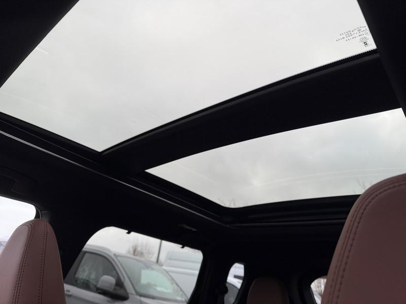 Mitsubishi Outlander · S-AWC Top · Bild 22