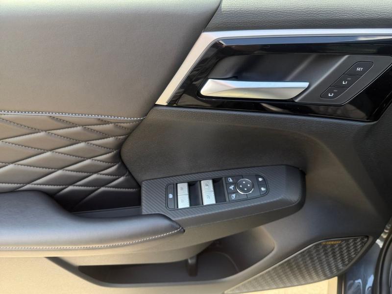 Mitsubishi Outlander · S-AWC Top · Bild 16