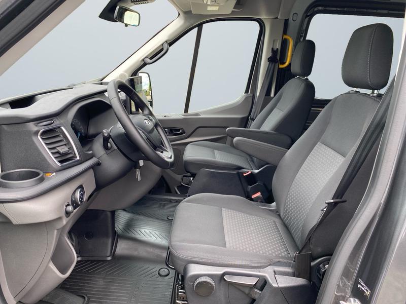 Ford Transit · Trend