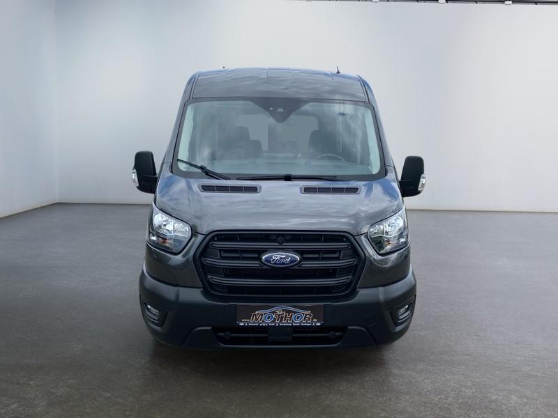 Ford Transit · Trend