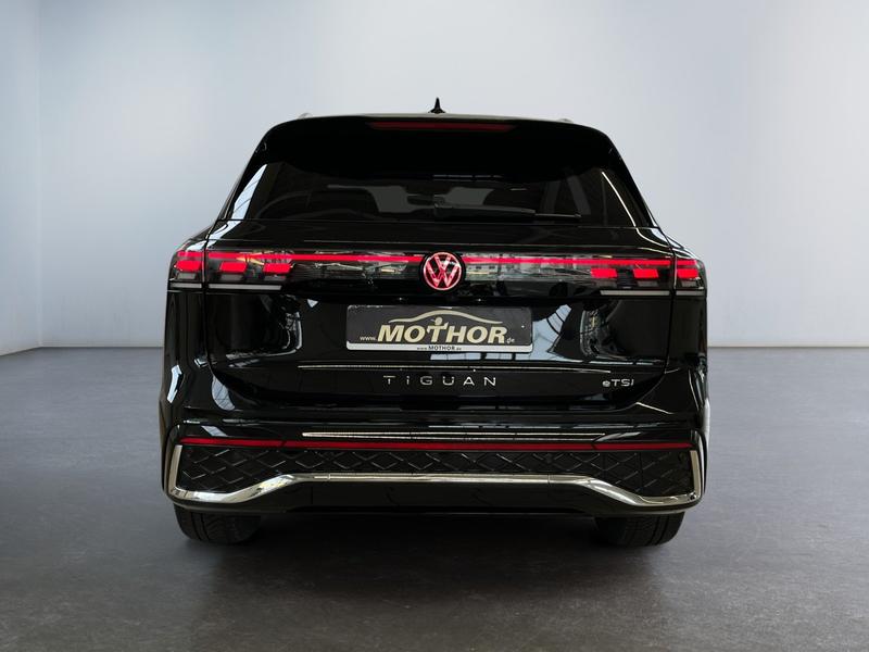 VW Tiguan · R-Line