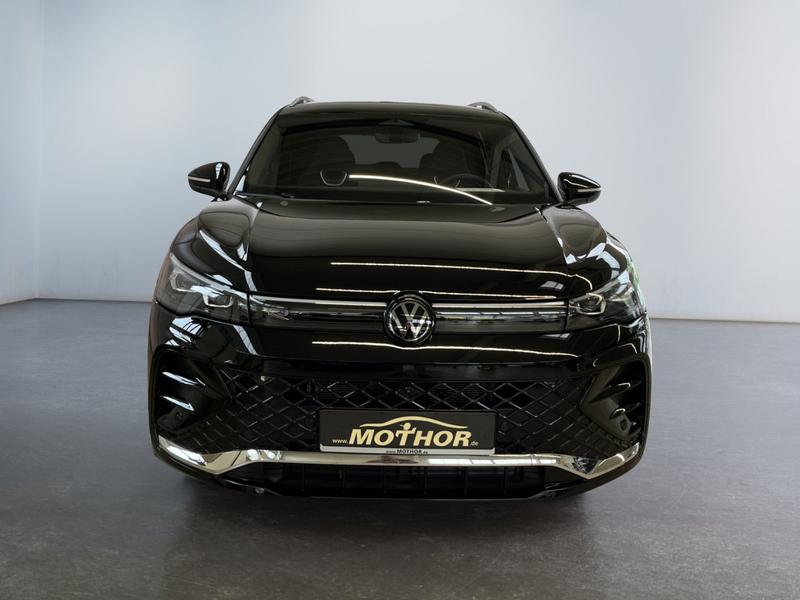 VW Tiguan · R-Line