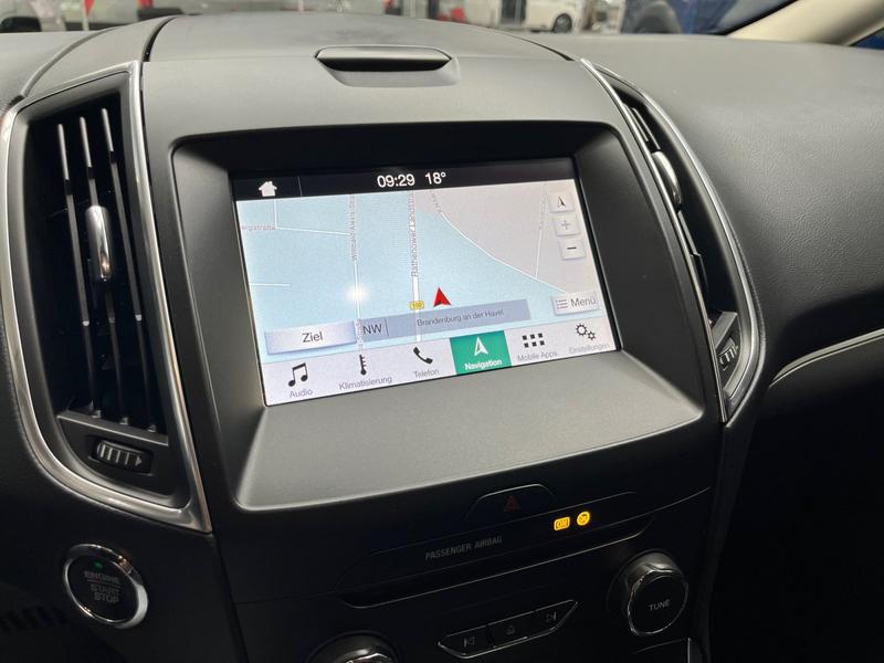 Ford S-Max · Titanium · Bild 13