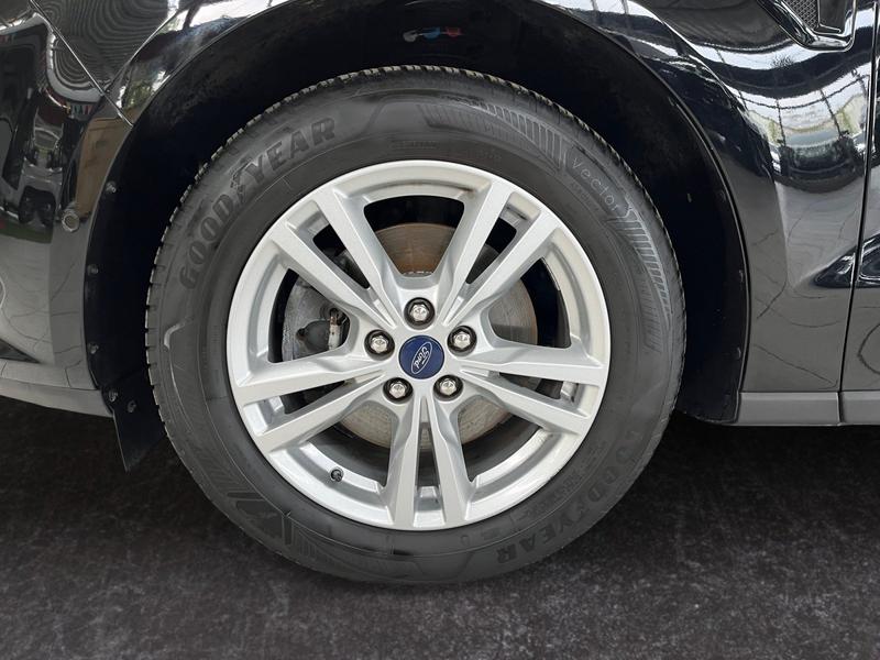 Ford S-Max · Titanium · Bild 15