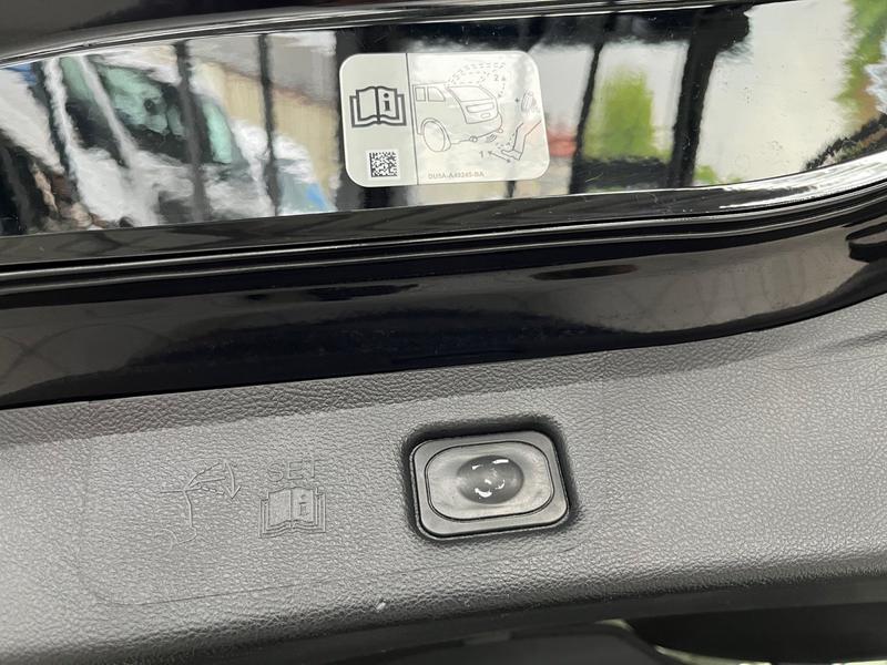 Ford S-Max · Titanium · Bild 17