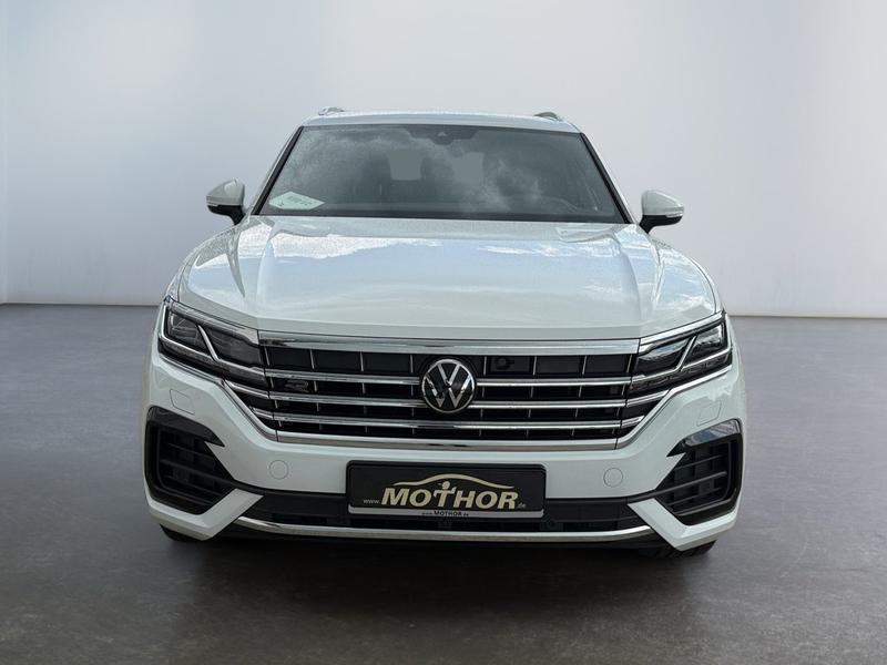 VW Touareg · R-Line