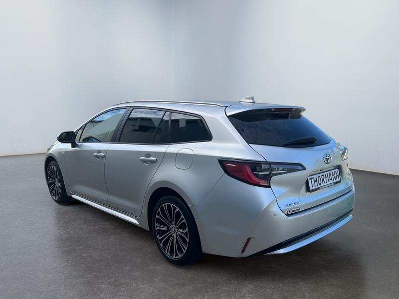 Toyota Corolla · Team D