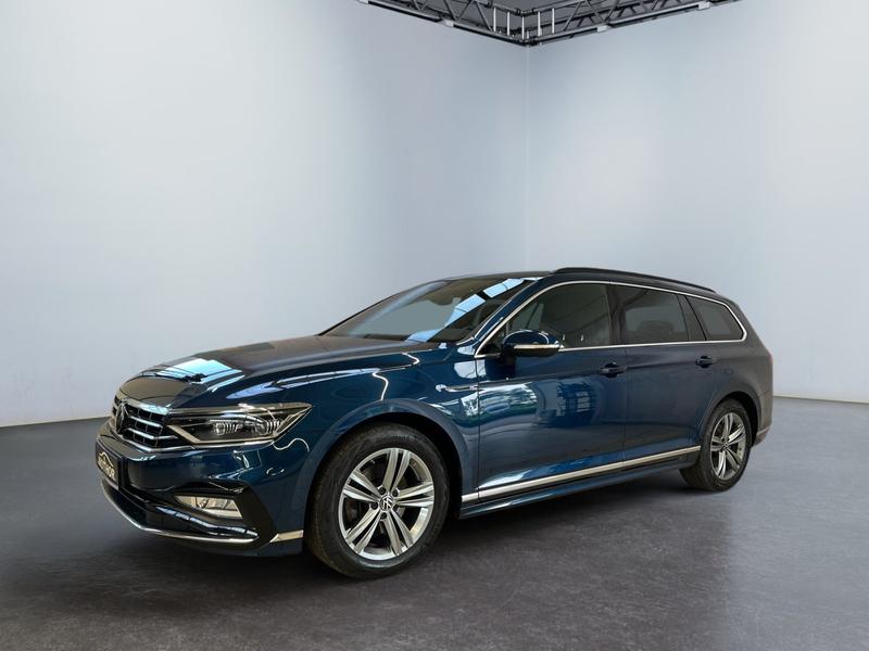 VW Passat Variant · R-Line