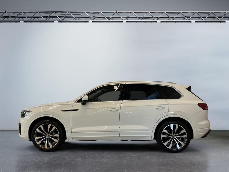 VW Touareg · R-Line