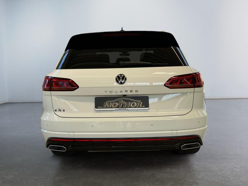 VW Touareg · R-Line