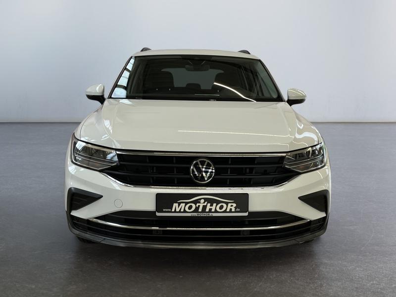 VW Tiguan · Life 