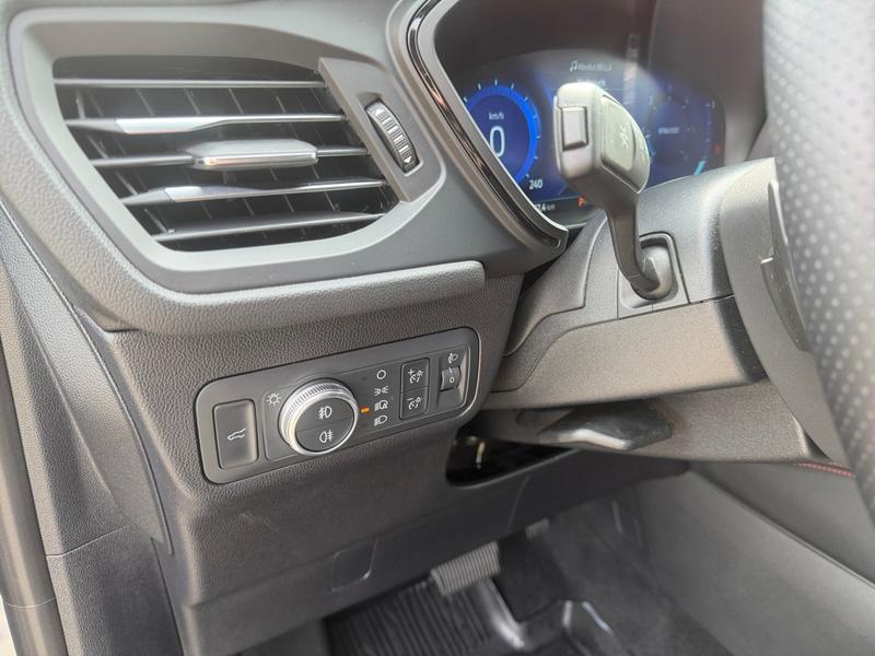 Ford Kuga · ST-Line X · Bild 17