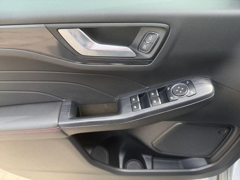 Ford Kuga · ST-Line X · Bild 16