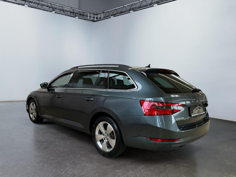 Skoda Superb · Ambition