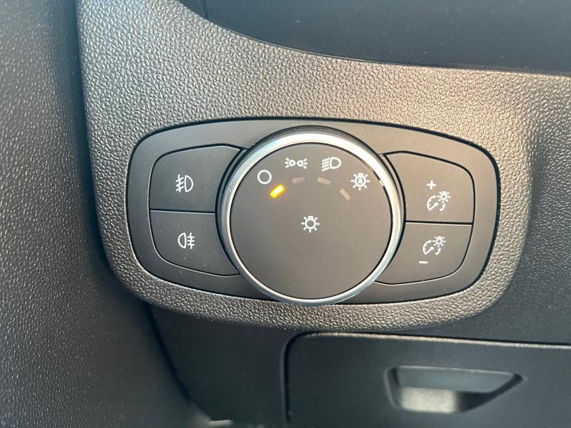 Ford Fiesta · Cool & Connect · Bild 18