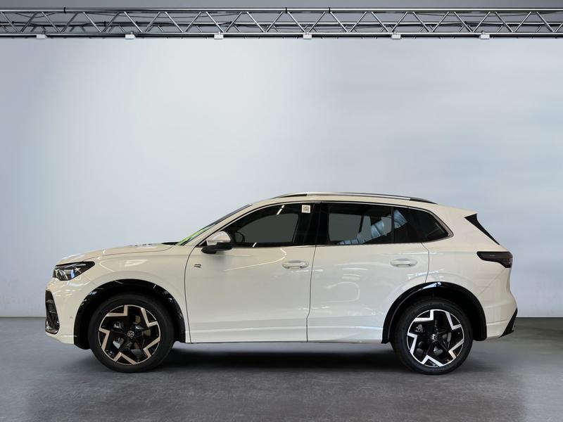 VW Tiguan · R-Line