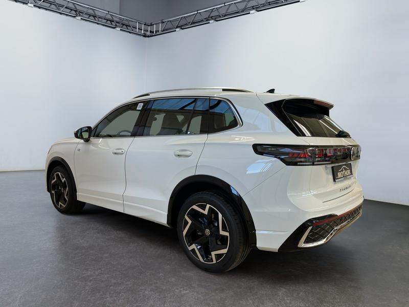 VW Tiguan · R-Line
