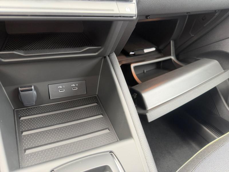 Mitsubishi Grandis · Intro Edition · Bild 19