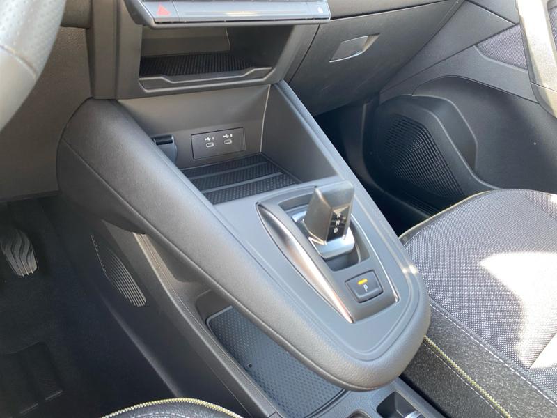 Mitsubishi Grandis · Intro Edition · Bild 19